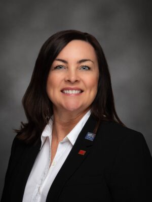 Lisa-Richardson-1-portrait-1ac84dd834c33d72ece1cab813c7b3b9-58d2ebfc7b7ed